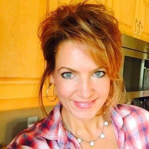 Meet your Posher, Sandy